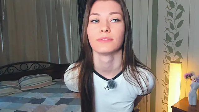 JulissaLipoma online show from May 2, 2026, 7:24 am