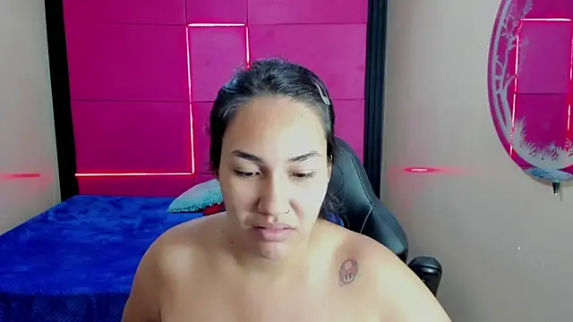 SammyEvanns  online show from June 17, 2026, 1:16 am
