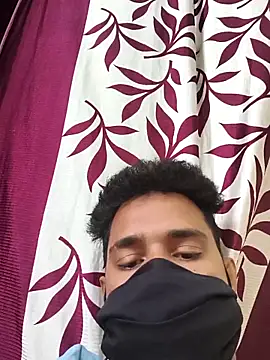 Snapshot of Stranger_boy123 chatting on May 27, 2026, 7:49 am Stranger boy123 online show from May 27, 2026, 7:49 am
