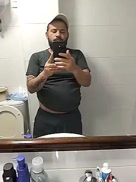 colom1234 online show from March 27, 2026, 2:40 pm