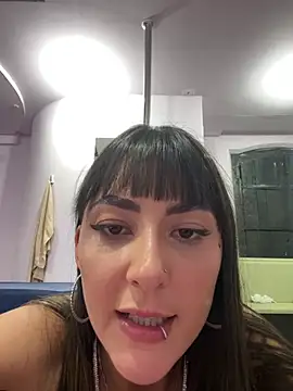 Snapshot of vibe_prive chatting on April 8, 2026, 10:22 pm vibe prive online show from April 8, 2026, 10:22 pm