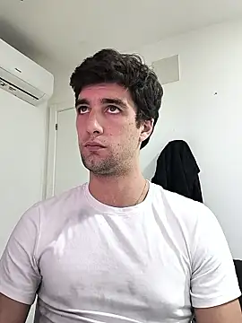 Snapshot of luccasbdk chatting on March 21, 2026, 10:13 pm luccasbdk online show from March 21, 2026, 10:13 pm