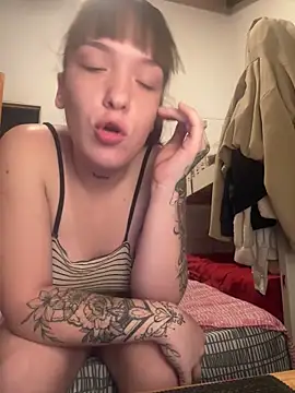 lumx66 online show from March 18, 2026, 10:10 pm