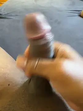 Snapshot of bende56 chatting on March 21, 2026, 9:14 am bende56 online show from March 21, 2026, 9:14 am