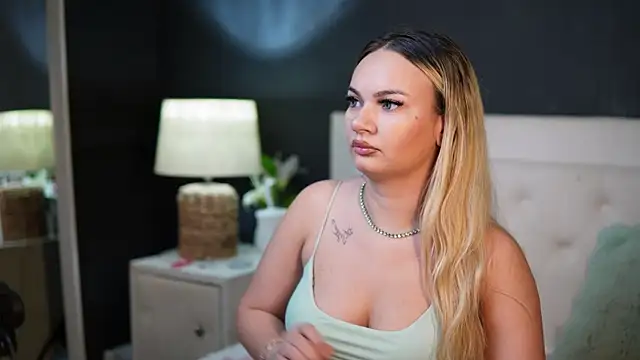 DaliaParis online show from July 15, 2026, 8:27 pm