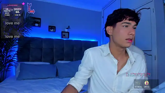 Snapshot of Oliver20__ chatting on March 21, 2026, 4:25 am Oliver20 online show from March 21, 2026, 4:25 am