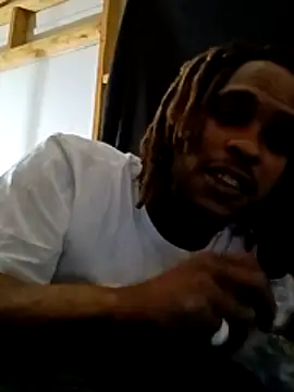 Snapshot of bustingyou chatting on March 22, 2026, 6:37 am bustingyou online show from March 22, 2026, 6:37 am