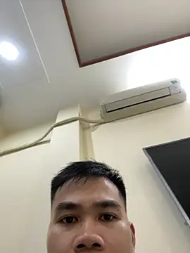 Snapshot of Wife-199x chatting on March 19, 2026, 12:38 pm Wife-199x online show from March 19, 2026, 12:38 pm