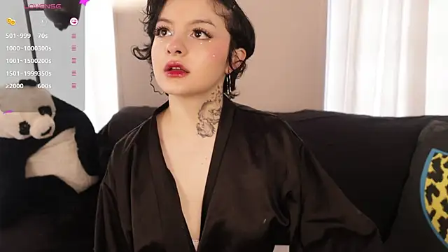  EmilyRouge  online show from July 9, 2026, 8:30 pm