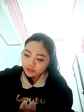 Snapshot of Mi-milan chatting on March 21, 2026, 8:19 am Mi-milan online show from March 21, 2026, 8:19 am