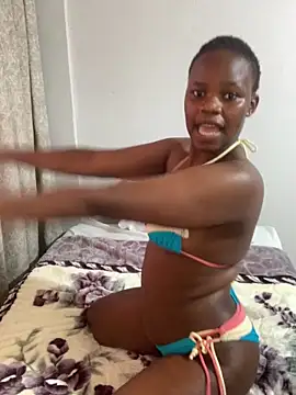 Snapshot of coco0002 chatting on March 19, 2026, 2:06 pm coco0002 online show from March 19, 2026, 2:06 pm