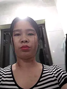 AmyLinee 01 online show from March 22, 2026, 12:47 am