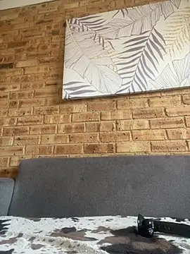 MILLIONDOLLARPUSSY95 online show from August 9, 2026, 7:36 am