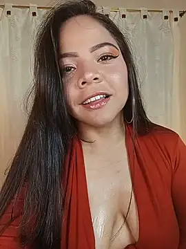 ROUSSE SINCLAIR online show from July 13, 2026, 10:31 pm
