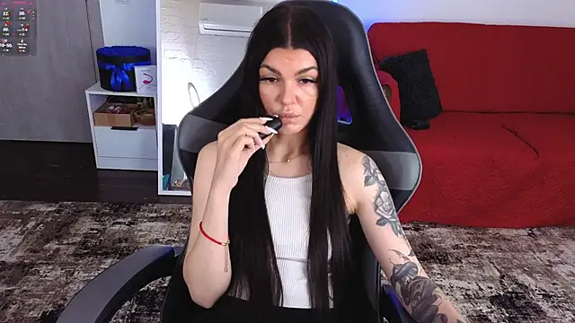 AnacondaOnn online show from July 25, 2026, 8:22 am