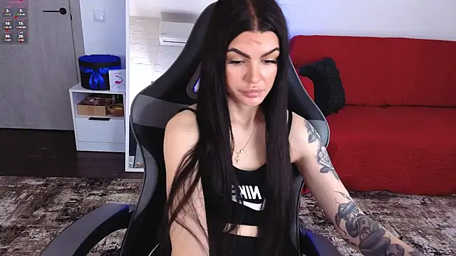 AnacondaOnn online show from July 13, 2026, 6:02 am