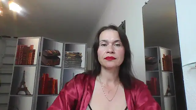 Snapshot of Selena_Moo chatting on July 7, 2026, 11:14 am Selena Moo online show from July 7, 2026, 11:14 am
