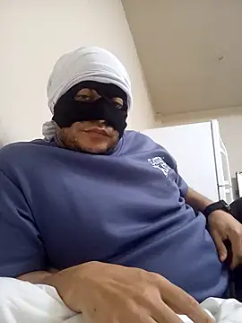 Snapshot of trkk9715 chatting on March 21, 2026, 8:13 pm trkk9715 online show from March 21, 2026, 8:13 pm