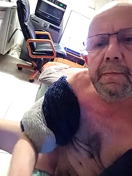 TOPHE0 online show from March 24, 2026, 8:09 pm