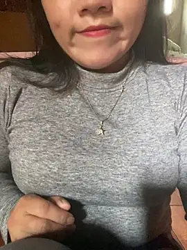 Annaxyz online show from March 22, 2026, 7:32 am