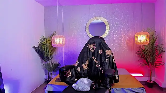 Gio carangi online show from April 24, 2026, 2:57 am