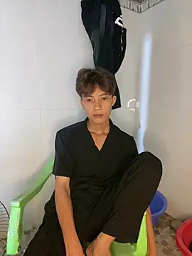 Nguyencuong1999 online show from May 31, 2026, 4:51 am
