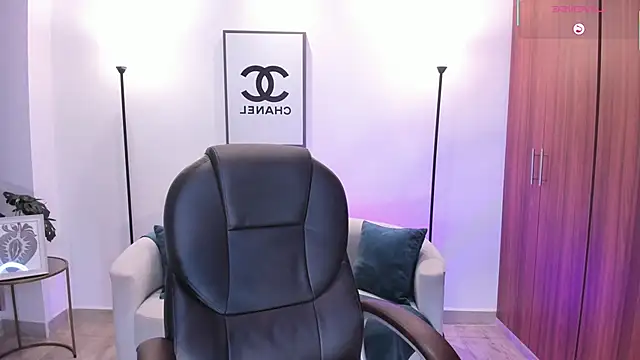 Nanaa snow online show from April 21, 2026, 4:08 am