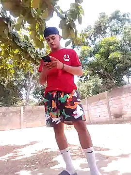 Snapshot of HOTRAINYGOLDEN chatting on March 20, 2026, 3:46 pm HOTRAINYGOLDEN online show from March 20, 2026, 3:46 pm