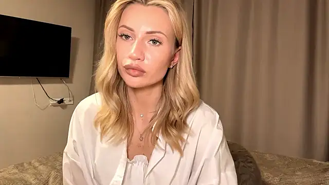 Snapshot of KamiPansullo chatting on March 21, 2026, 7:18 pm KamiPansullo online show from March 21, 2026, 7:18 pm