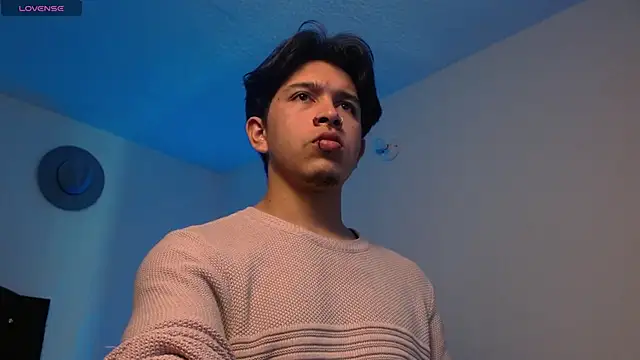 Snapshot of rammiell chatting on March 21, 2026, 7:40 pm rammiell online show from March 21, 2026, 7:40 pm