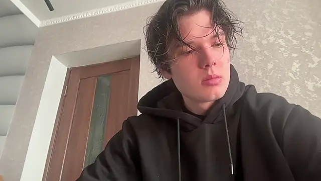 tomasdickpick online show from April 24, 2026, 7:21 am