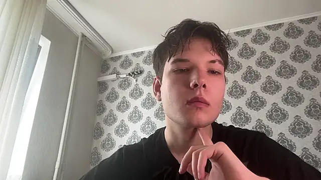 Snapshot of tomasdickpick chatting on June 25, 2026, 8:19 am tomasdickpick online show from June 25, 2026, 8:19 am