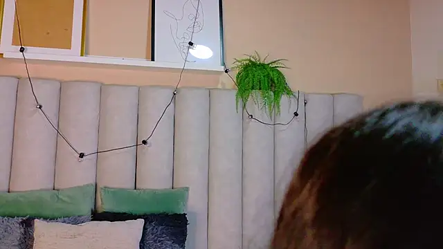 StarrMoon   online show from July 28, 2026, 2:41 am