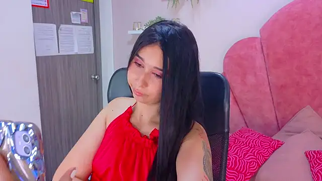 StarrMoon   online show from June 26, 2026, 7:42 pm