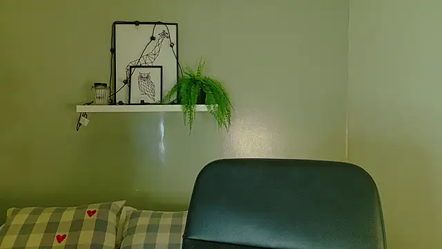StarrMoon   online show from August 10, 2026, 3:02 am