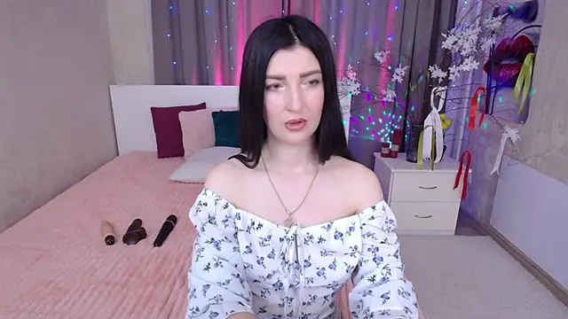 Snapshot of EvelinCuper_ chatting on June 14, 2026, 5:30 am EvelinCuper online show from June 14, 2026, 5:30 am