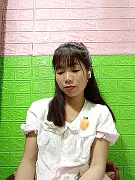AmyLinee01 online show from July 7, 2026, 7:28 pm