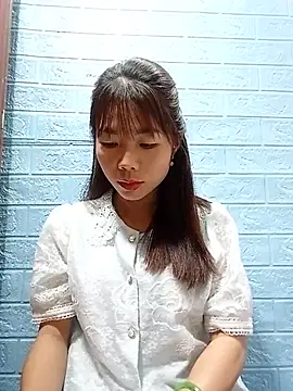 AmyLinee01 online show from August 2, 2026, 11:41 am
