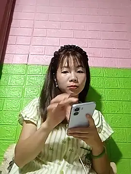 AmyLinee01 online show from June 4, 2026, 5:12 am