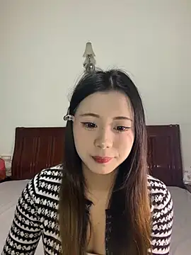 yiyi202601 online show from March 24, 2026, 12:16 pm