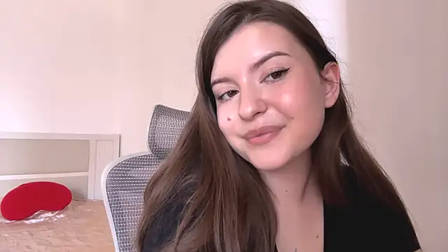 Snapshot of AliceMirage chatting on March 22, 2026, 8:05 am AliceMirage online show from March 22, 2026, 8:05 am