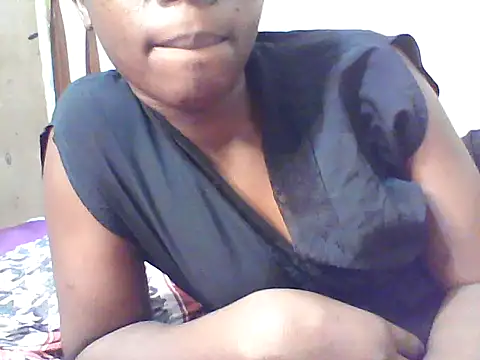 Snapshot of blackgal2 chatting on June 15, 2026, 8:52 pm blackgal2 online show from June 15, 2026, 8:52 pm