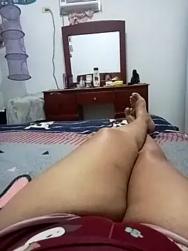 Snapshot of sexymomsn chatting on July 2, 2026, 9:32 pm sexymomsn online show from July 2, 2026, 9:32 pm