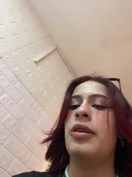 steffmontespink18 online show from June 15, 2026, 1:22 pm