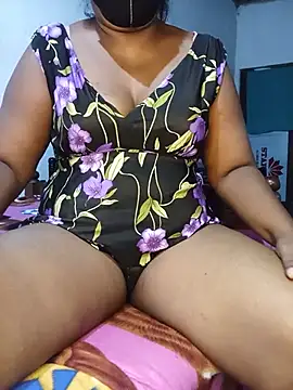 Snapshot of Jayani1978 chatting on July 4, 2026, 11:09 pm Jayani1978 online show from July 4, 2026, 11:09 pm