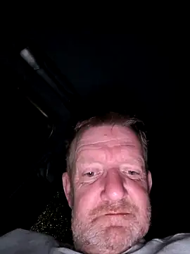 Notiesfuk online show from July 25, 2026, 10:05 pm