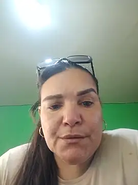 Snapshot of Zuleyka_69 chatting on May 15, 2026, 9:46 pm Zuleyka 69 online show from May 15, 2026, 9:46 pm