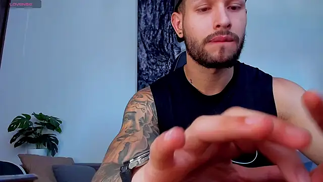 Santos ramirez1 online show from June 11, 2026, 3:31 pm