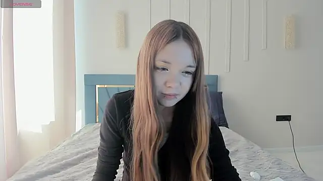 kok0mi online show from April 29, 2026, 3:21 am
