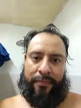 Snapshot of Bebitofiufiu15 chatting on March 28, 2026, 1:39 am Bebitofiufiu15 online show from March 28, 2026, 1:39 am